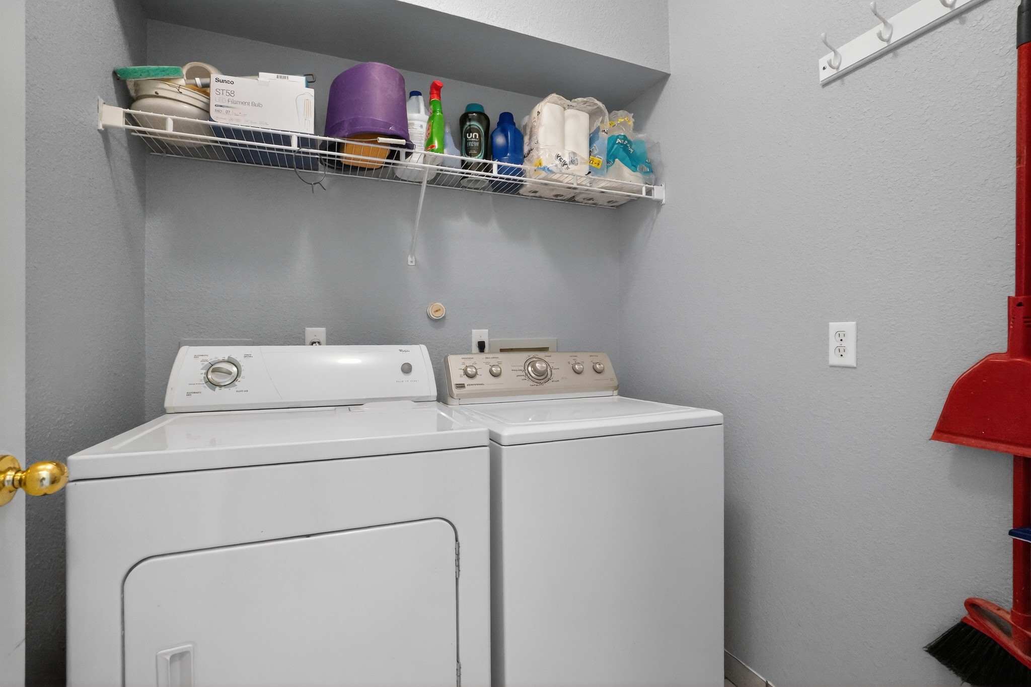 13808 Harris Ridge Boulevard Pflugerville, TX 78660 - Photo 29 of 40 a utility room with dryer and washer