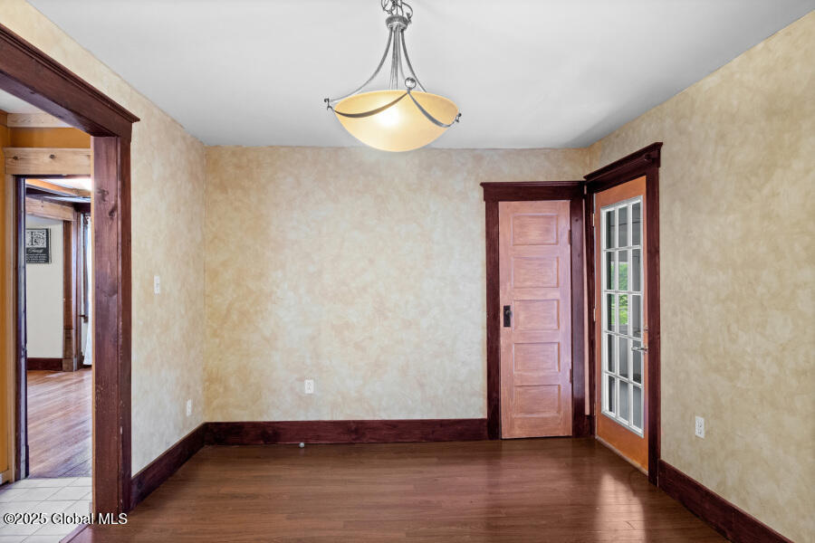 212 Riverside Avenue Scotia, NY 12302 - Photo 11 of 53 212-Riverside-24