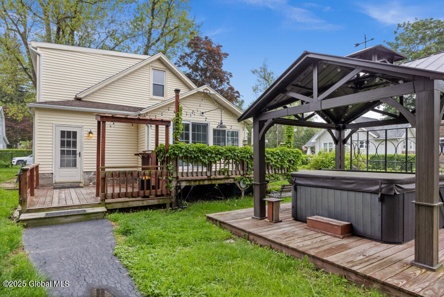 212 Riverside Avenue Scotia, NY 12302 - Photo 23 of 53 212-Riverside-46