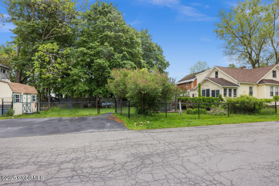 212 Riverside Avenue Scotia, NY 12302 - Photo 26 of 53 212-Riverside-51