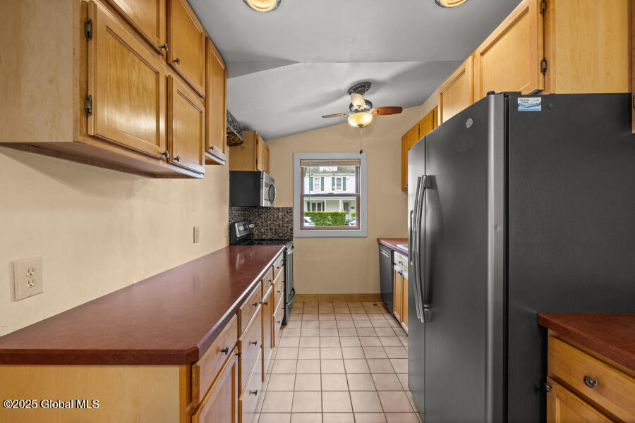 212 Riverside Avenue Scotia, NY 12302 - Photo 8 of 53 212-Riverside-18