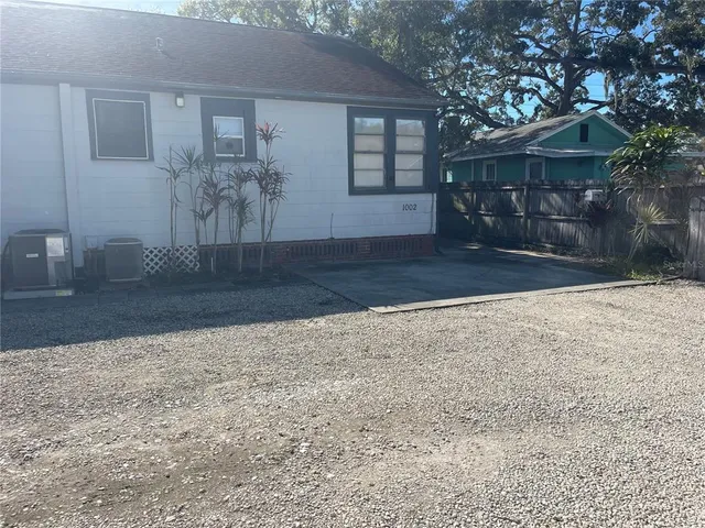 $1,250 | 1002 Drew Street, Clearwater, FL 33755