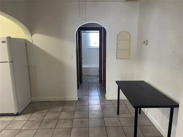 $1,250 | 1002 Drew Street, Clearwater, FL 33755