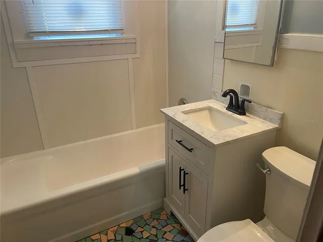 $1,250 | 1002 Drew Street, Clearwater, FL 33755