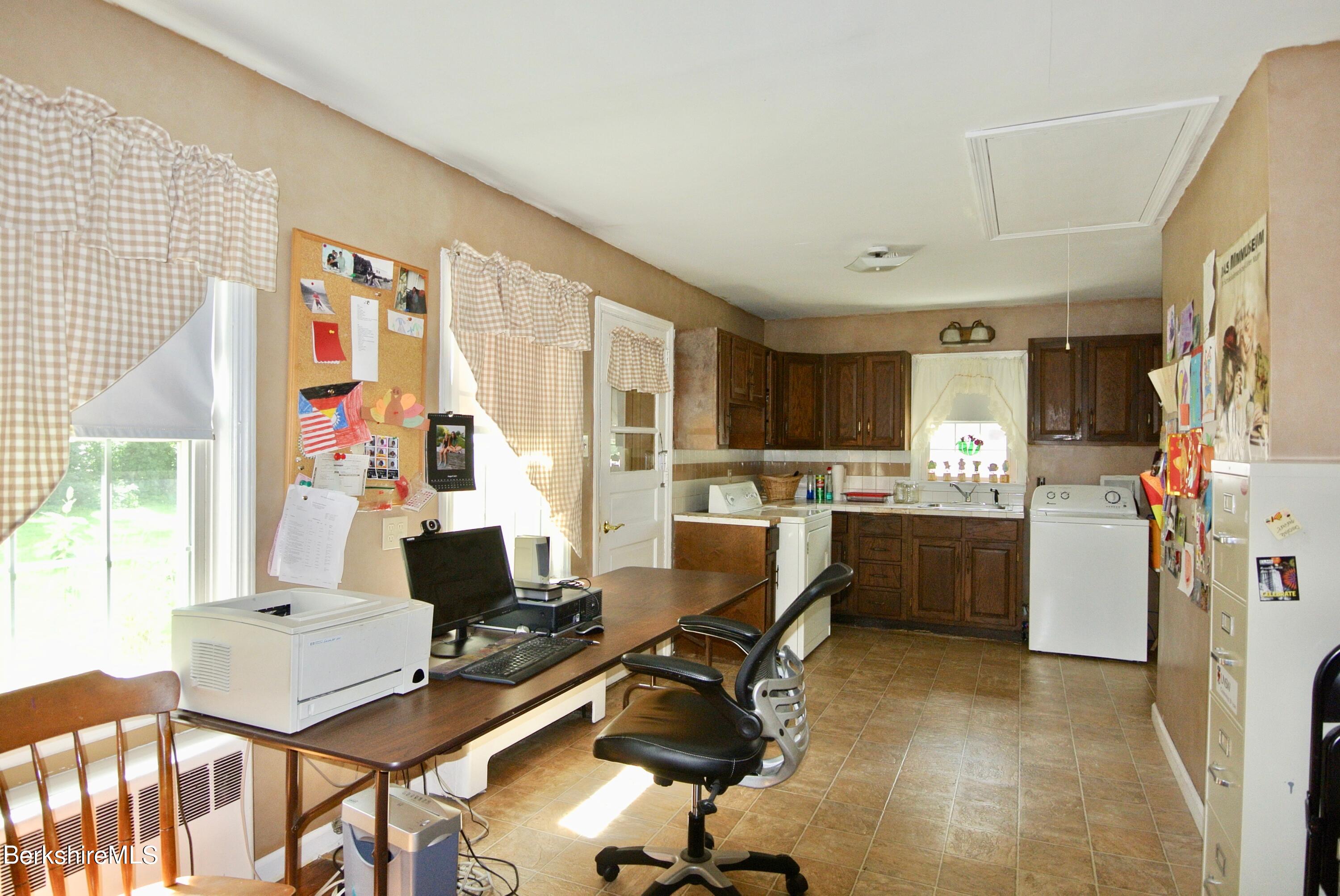 4 Cooper Road Great Barrington, MA 01230 - Photo 11 of 23 Office