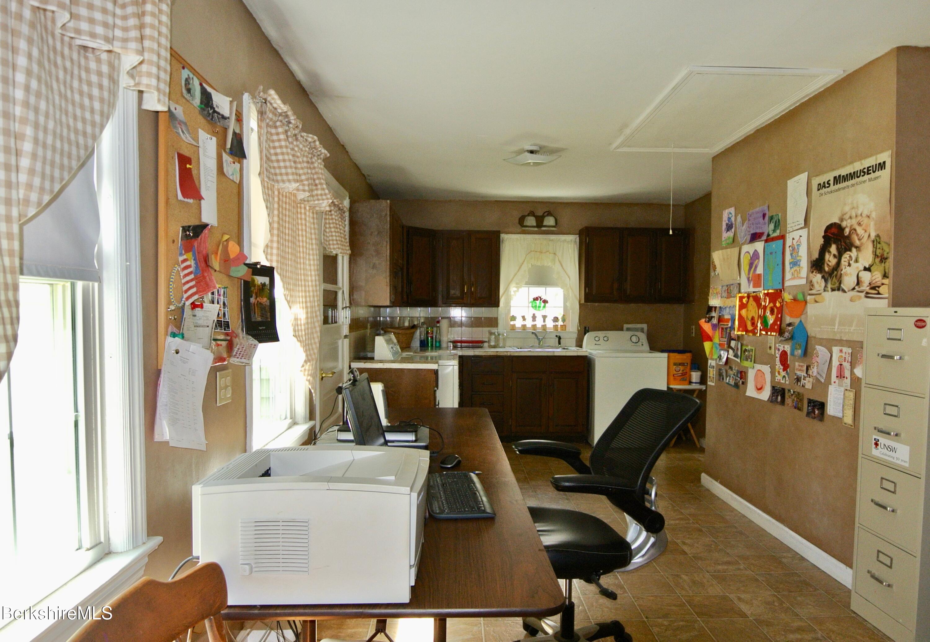 4 Cooper Road Great Barrington, MA 01230 - Photo 10 of 23 Office