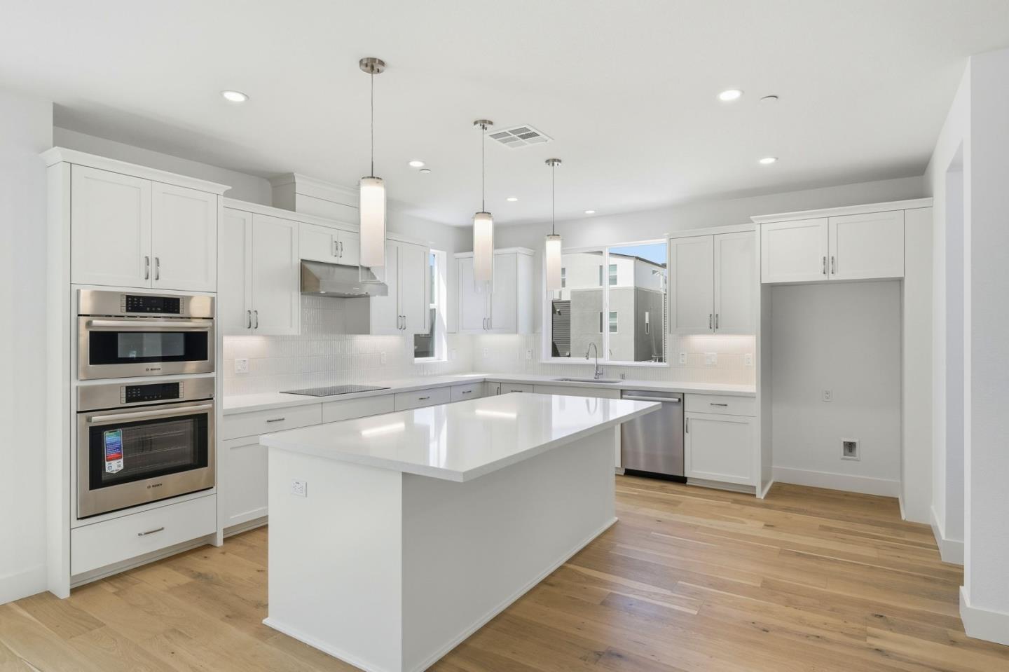 1002 Rojo Terrace San Ramon, CA 94583 - Photo 6 of 27 Gallery Image 6