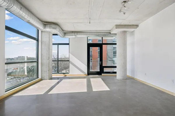 $355,000 | 720 North 4th Street, Unit 301, Minneapolis, MN 55401