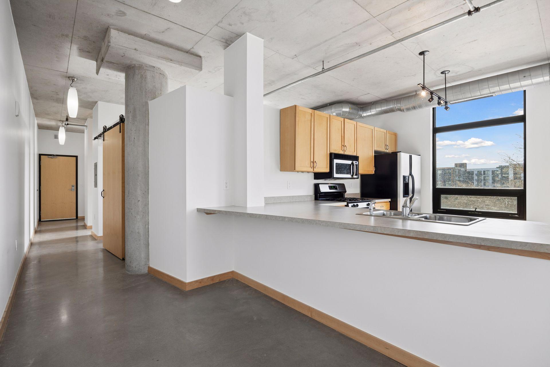 720 North 4th Street, Unit 301 Minneapolis, MN 55401 - Photo 13 of 37