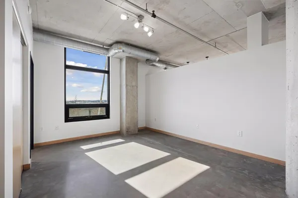 $355,000 | 720 North 4th Street, Unit 301, Minneapolis, MN 55401