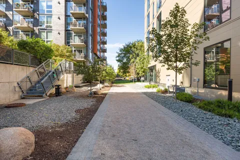 $355,000 | 720 North 4th Street, Unit 301, Minneapolis, MN 55401