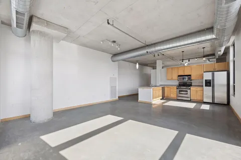 $355,000 | 720 North 4th Street, Unit 301, Minneapolis, MN 55401