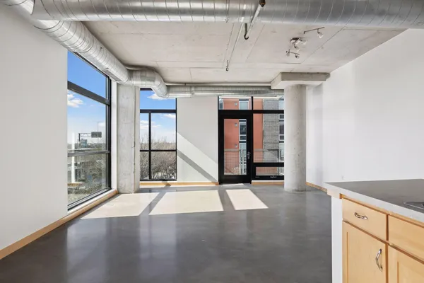 $355,000 | 720 North 4th Street, Unit 301, Minneapolis, MN 55401