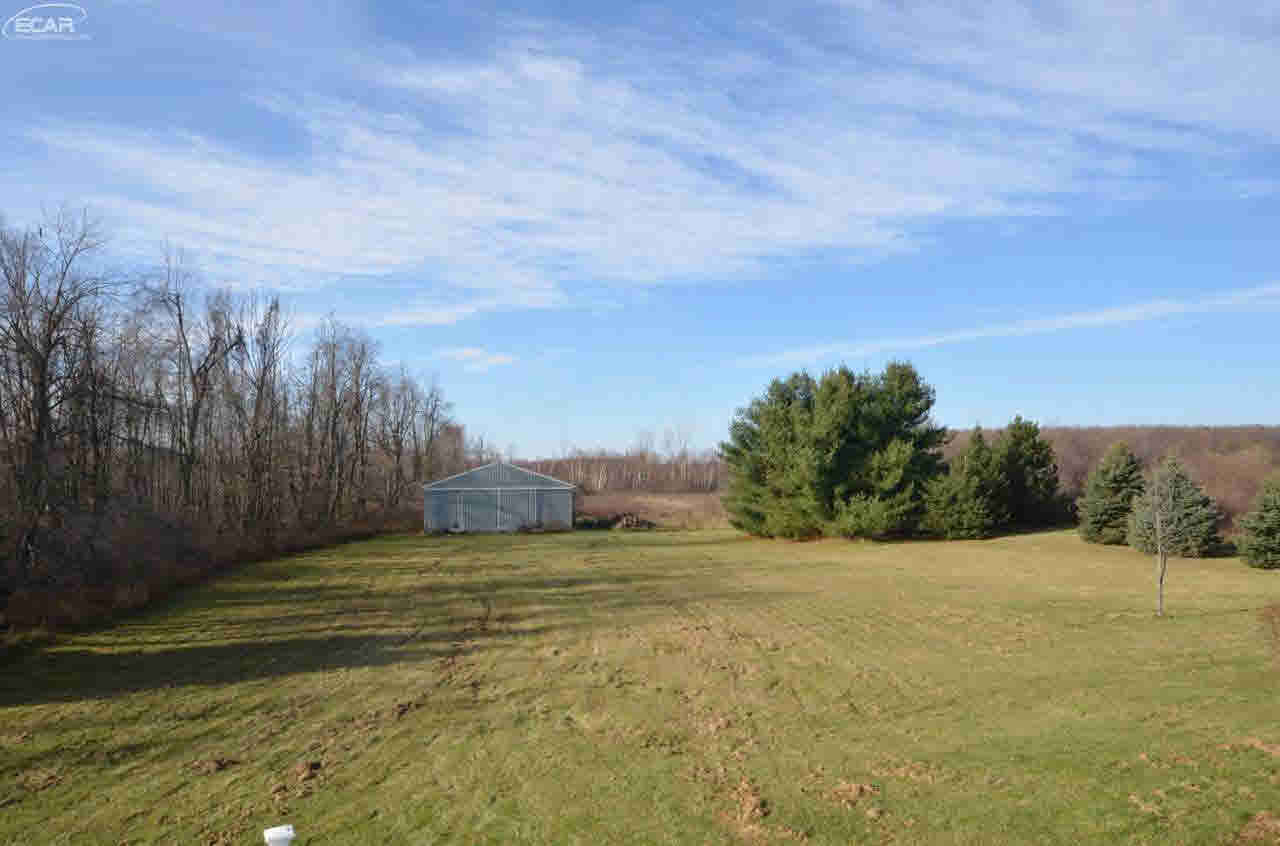 2459 Harrington Road Attica, MI 48412 - Photo 4 of 34 21246353-3.JPG