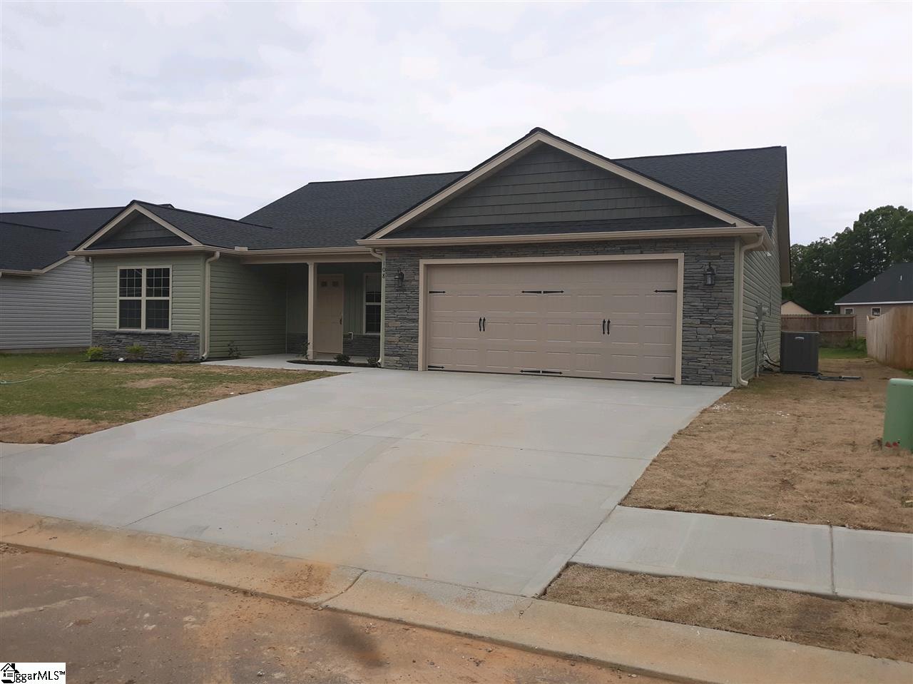 108 Sleepy River Road Simpsonville, SC 29681 - Photo 1 of 6 Gallery Image 1