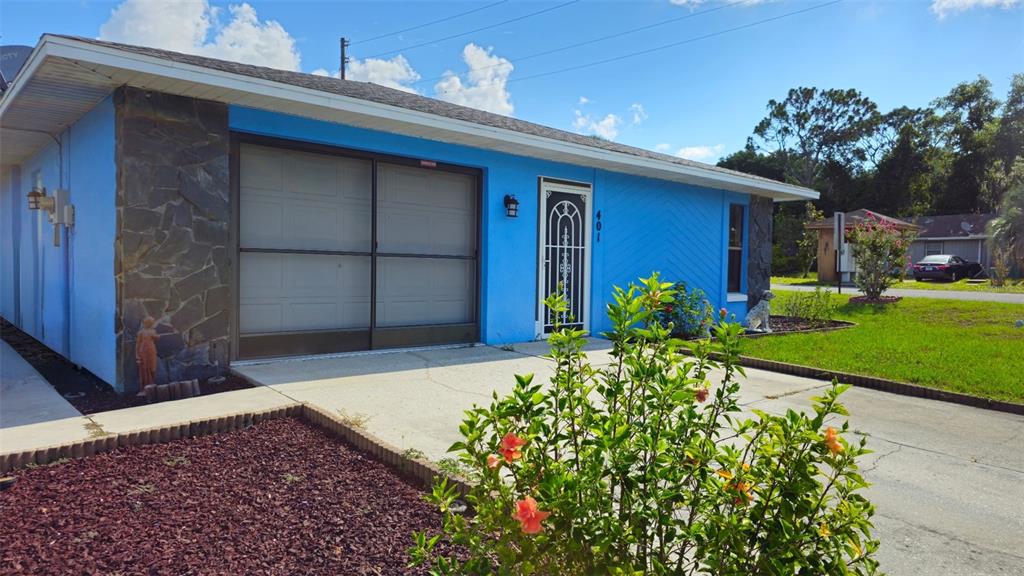 401 West Circlewood St  