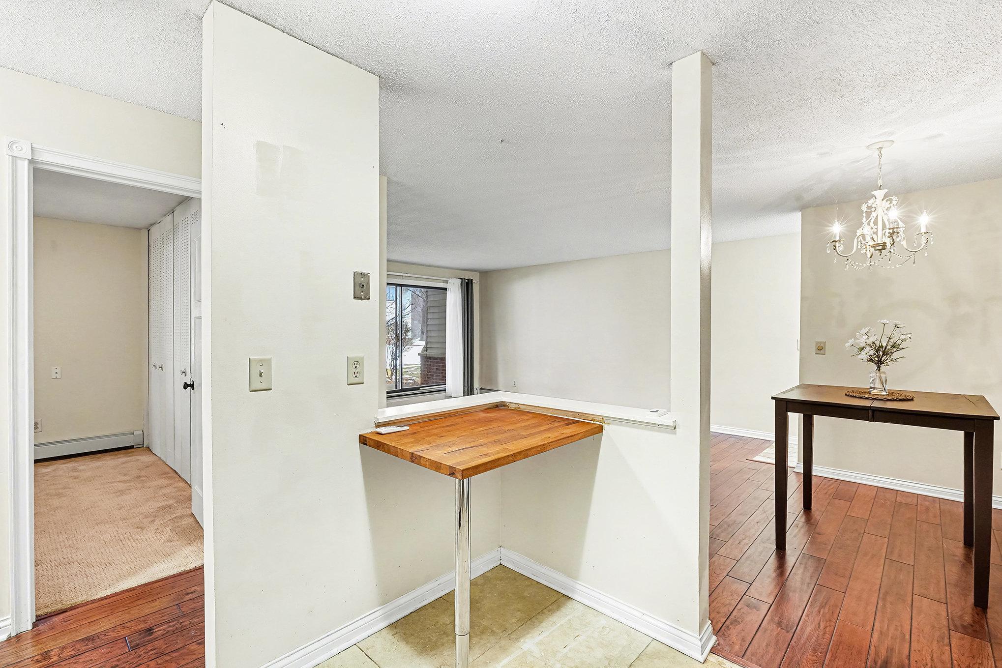 4004 Foss Road, Unit 101 St. Anthony, MN 55421 - Photo 5 of 28