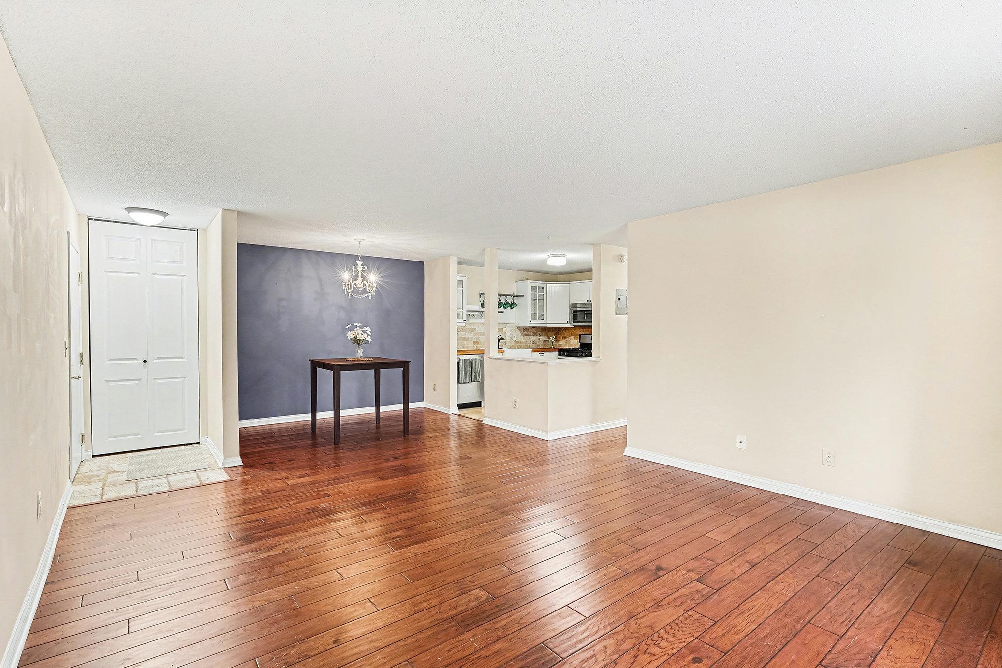 4004 Foss Road, Unit 101 St. Anthony, MN 55421 - Photo 7 of 28