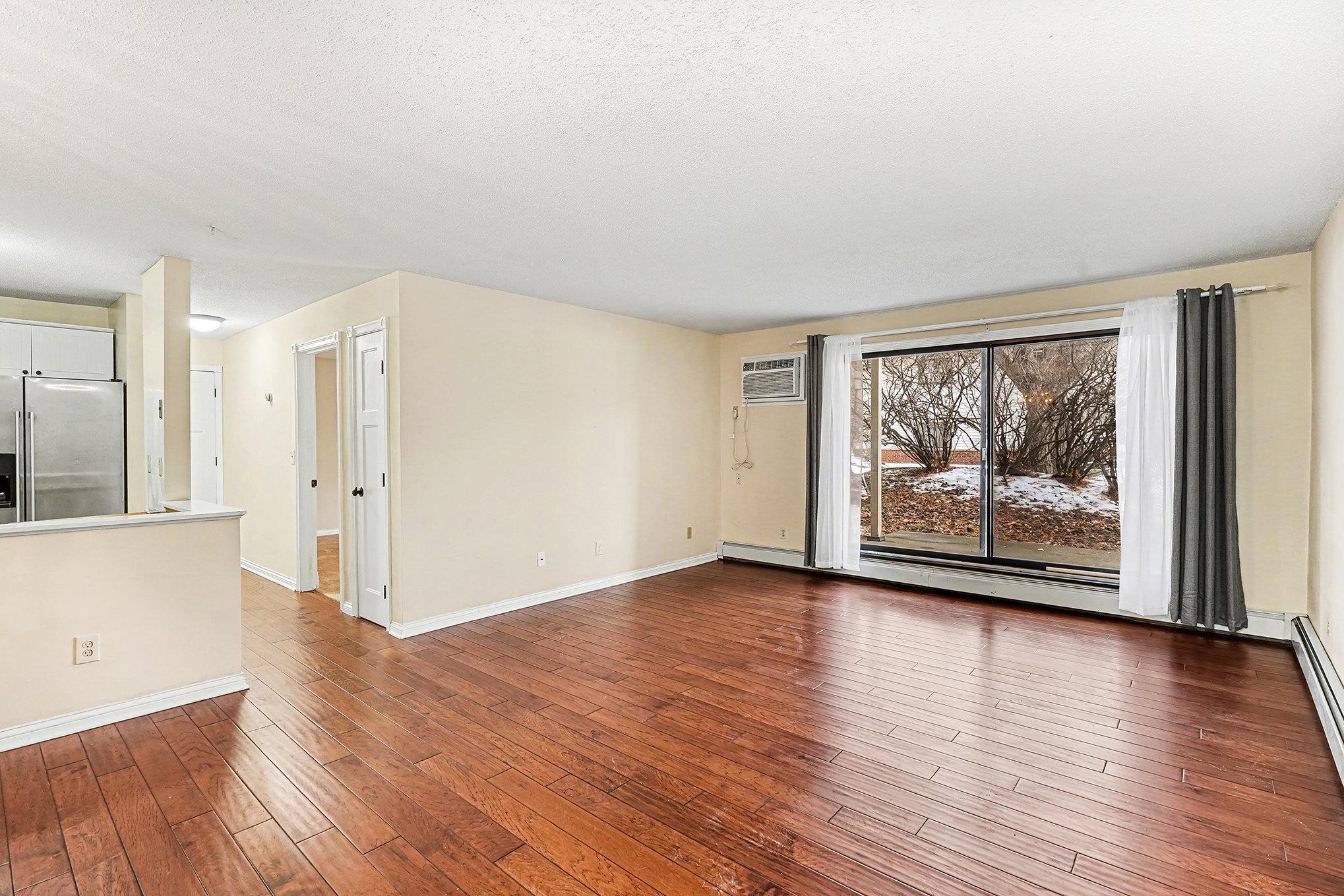 4004 Foss Road, Unit 101 St. Anthony, MN 55421 - Photo 8 of 28