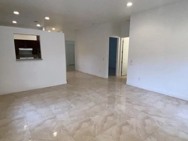 $3,000 | 701 Southwest 10th Drive, Pompano Beach, FL 33060