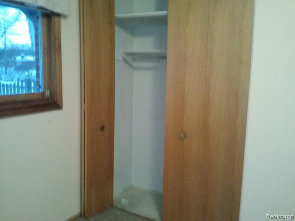 11046 Erdmann Road Sterling Heights, MI 48314 - Photo 17 of 26 0107141717f.jpg