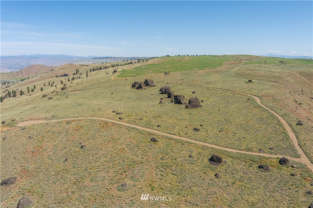 21 Long Draw Road Waterville, WA 98858 - Photo 12 of 27 a view of a beach