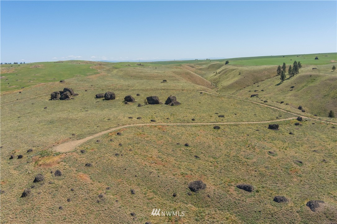 21 Long Draw Road Waterville, WA 98858 - Photo 13 of 27 a view of beach and ocean