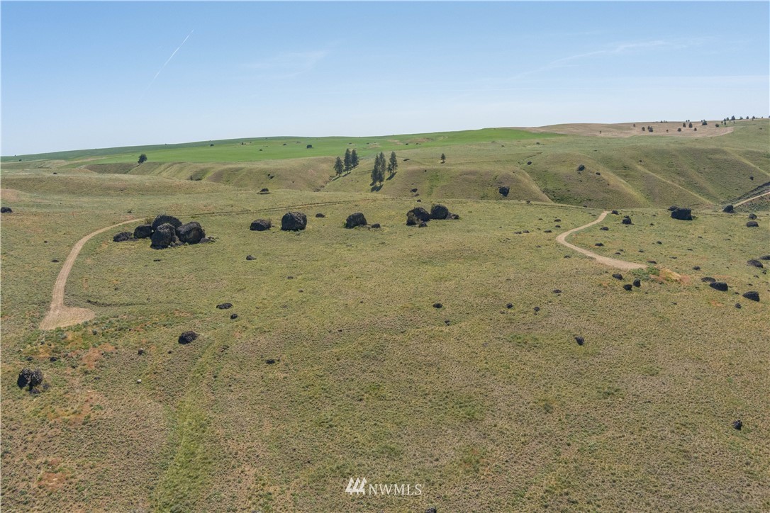 21 Long Draw Road Waterville, WA 98858 - Photo 15 of 27 a view of an ocean beach