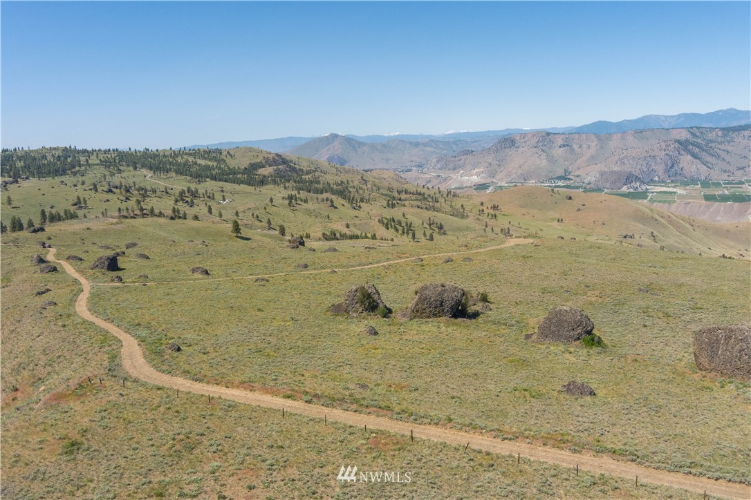 21 Long Draw Road Waterville, WA 98858 - Photo 17 of 27 a view of lake view and mountain