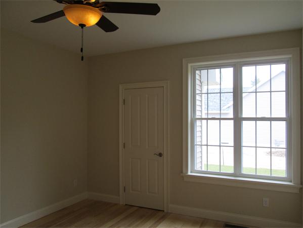 72 Glendale Road Southampton, MA 01073 - Photo 13 of 21 an empty room with a window