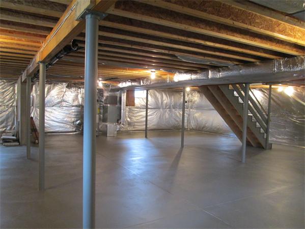 72 Glendale Road Southampton, MA 01073 - Photo 19 of 21 a view of water heater room with wooden floor