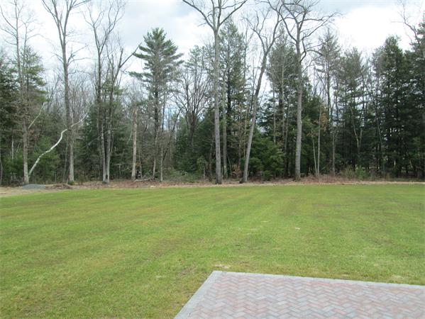 72 Glendale Road Southampton, MA 01073 - Photo 9 of 21 a view of outdoor space and yard
