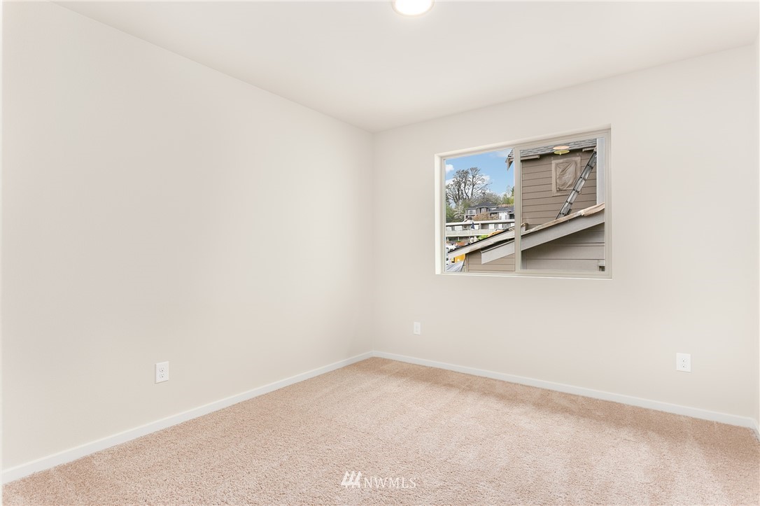 311 Southwest Langston Road, Unit 3 Renton, WA 98057 - Photo 23 of 25