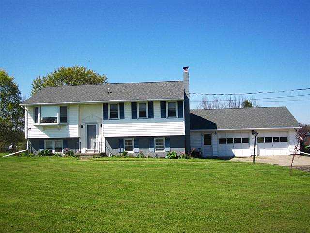 4499 McKay Road West Sparta, NY 14517 - Photo 1 of 1 Exterior Front Low maintenance exterior-vinyl sidi