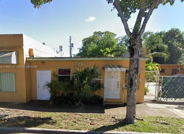 $1,600 | 725 Opa-locka Boulevard, Unit D, Opa-Locka, FL 33054