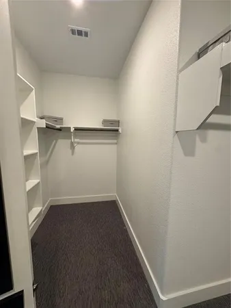 a view of utility room