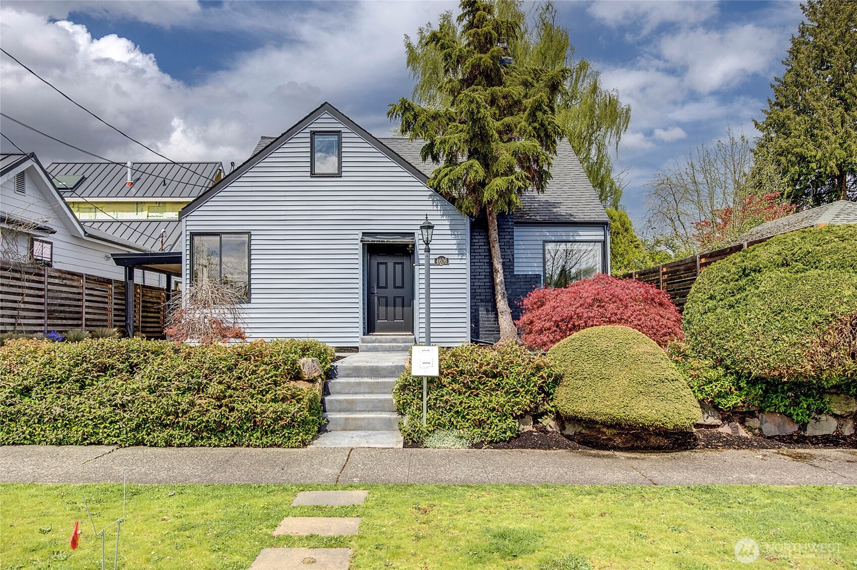 4606 Northeast 47th Street Seattle, WA 98105 - Photo 21 of 36