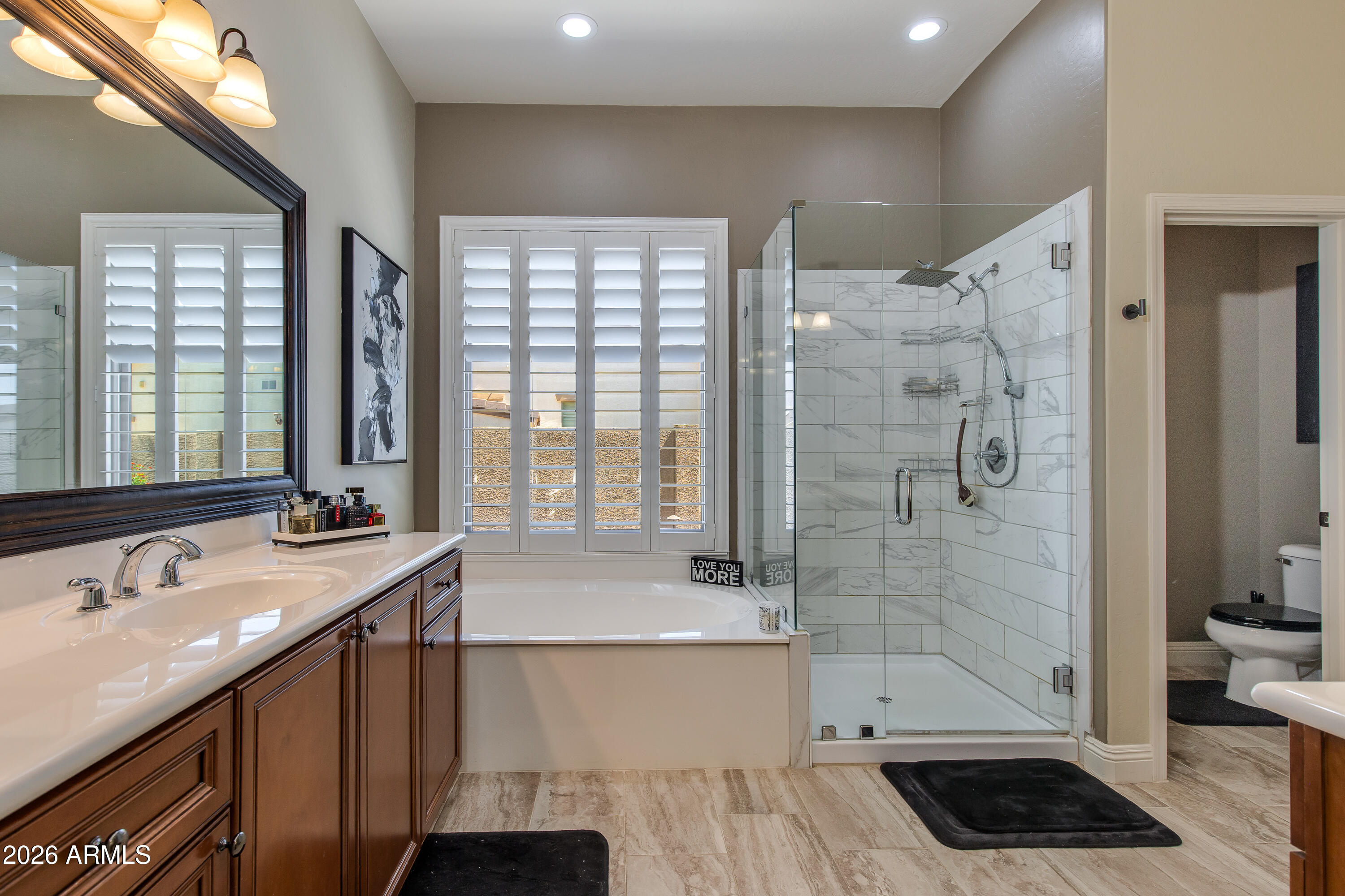 7718 North 84th Lane Glendale, AZ 85305 - Photo 24 of 82 Primary Bath