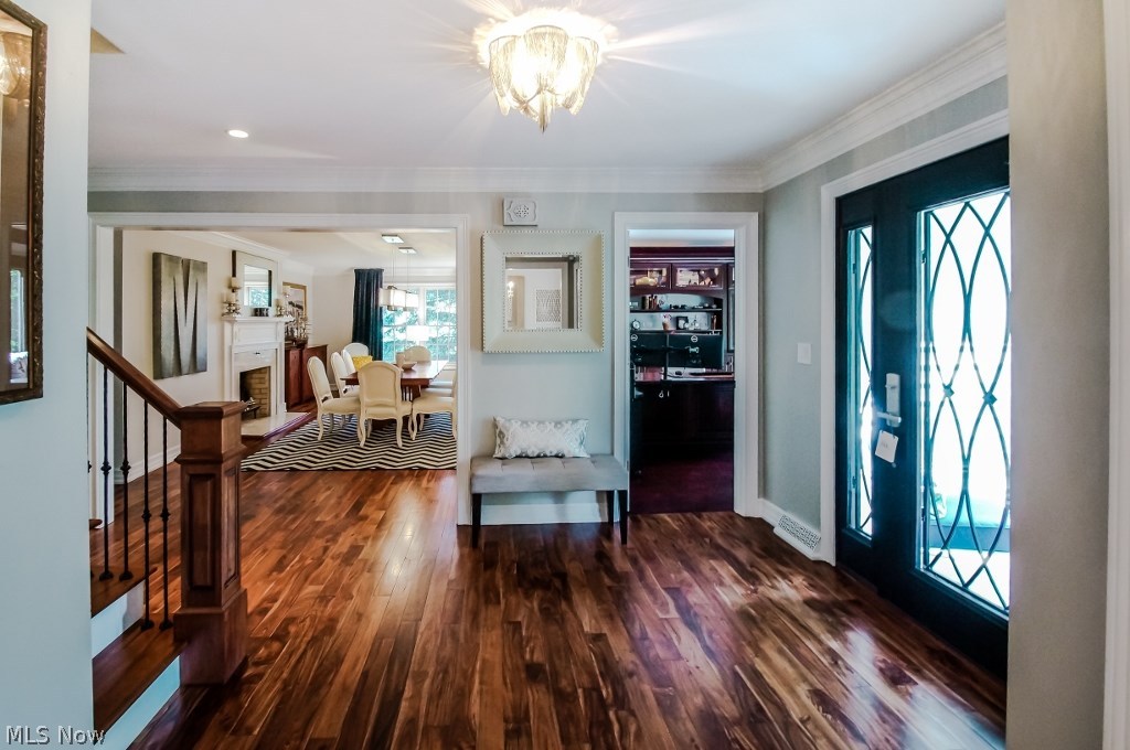 414 Falls Road Chagrin Falls, OH 44022 - Photo 4 of 35 Gallery Image 4
