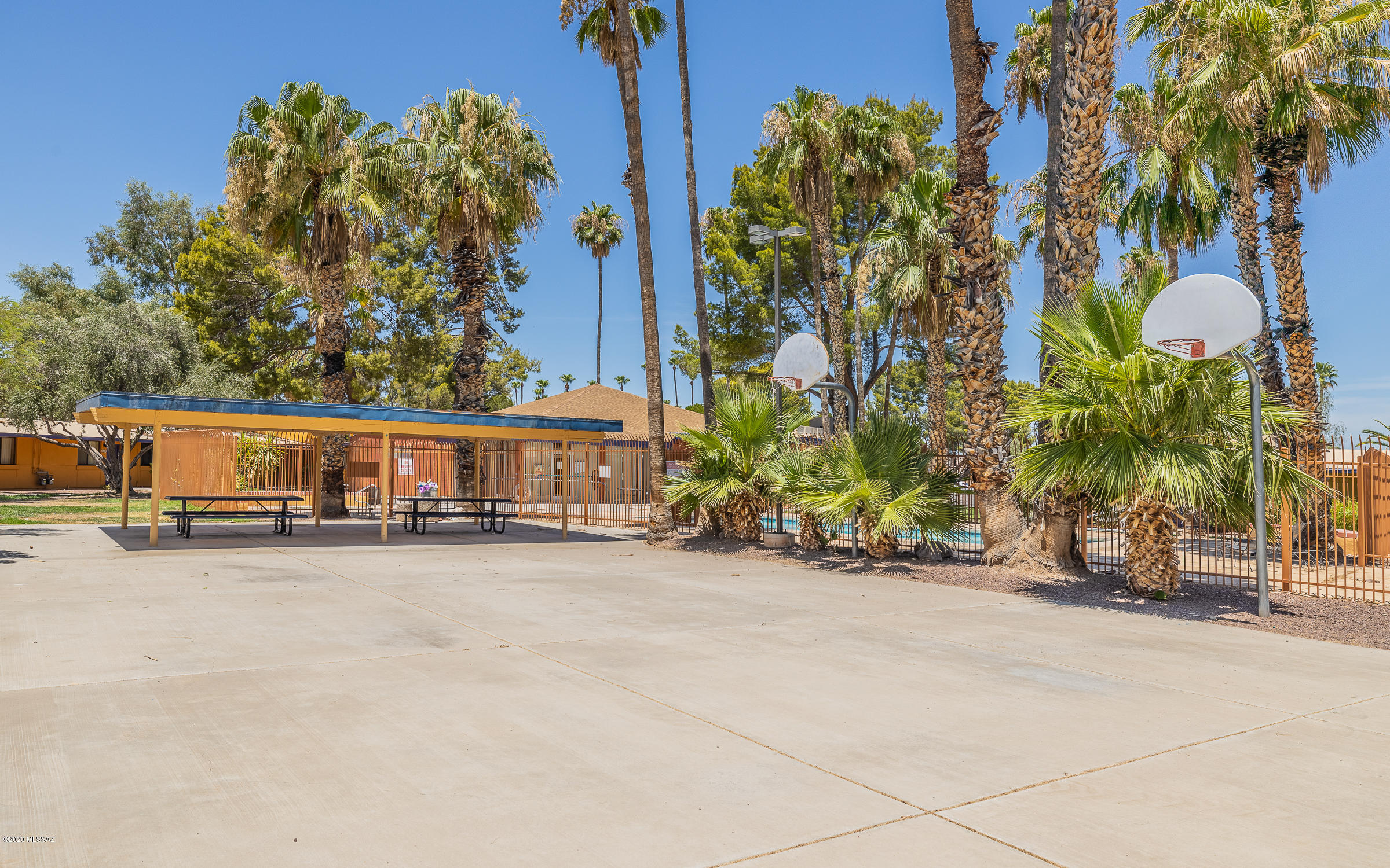 350 North Silverbell Road, Unit 64 Tucson, AZ 85745 - Photo 29 of 34