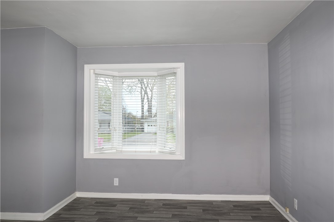 175 English Road Greece, NY 14616 - Photo 9 of 21