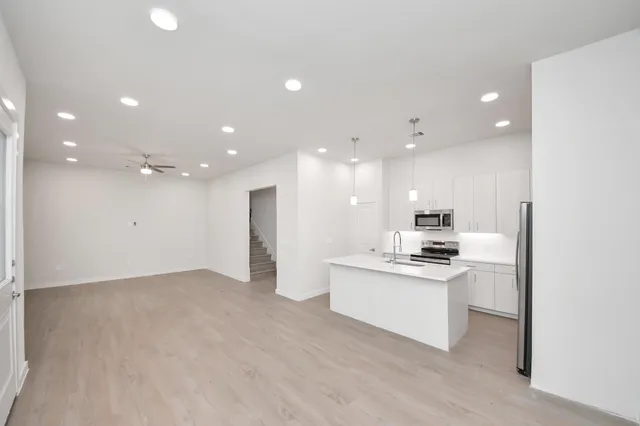 $2,262 | 7318 Leighton Meadow Lane, Richmond, TX 77407