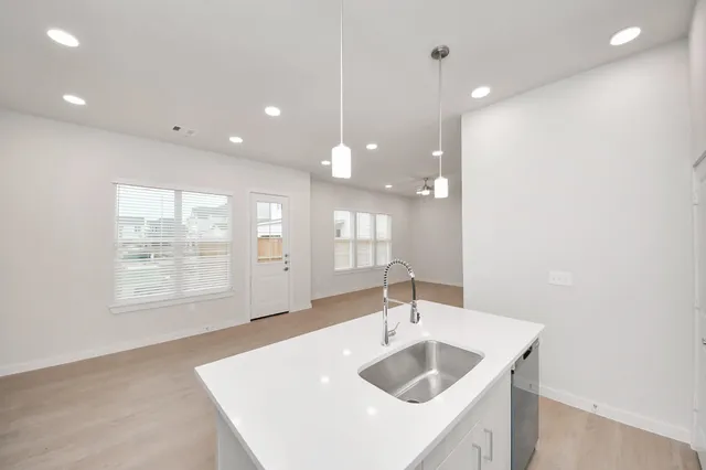 $2,262 | 7318 Leighton Meadow Lane, Richmond, TX 77407