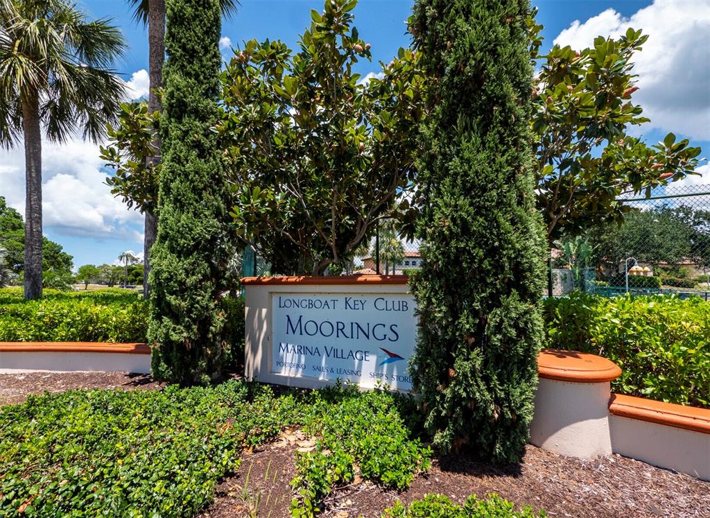 3459 Byron Lane Longboat Key, FL 34228 - Photo 37 of 40 a view of a backyard with plants