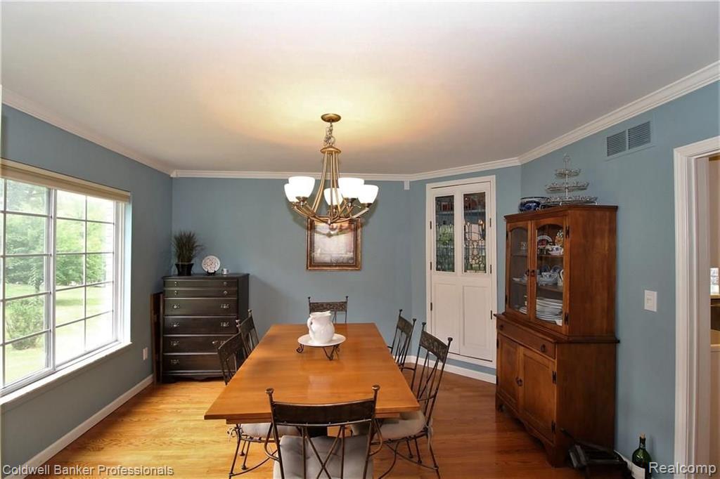 787 Dutton Road Rochester Hills, MI 48306 - Photo 9 of 41