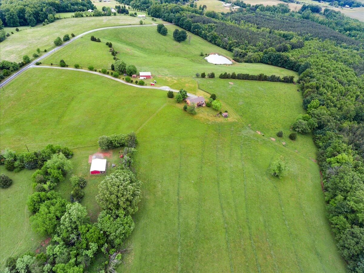 2869 Ayers Road Moneta, VA 24121 - Photo 54 of 101 053-53