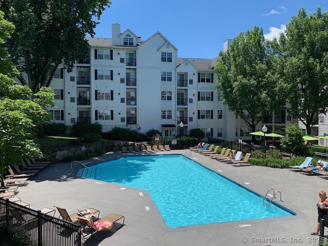 100 Glenbrook Road, Unit T411 Stamford, CT 06902 - Photo 4 of 13