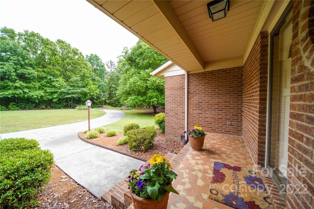 5510 Harkey Road Waxhaw, NC 28173 - Photo 8 of 48 Gallery Image 8