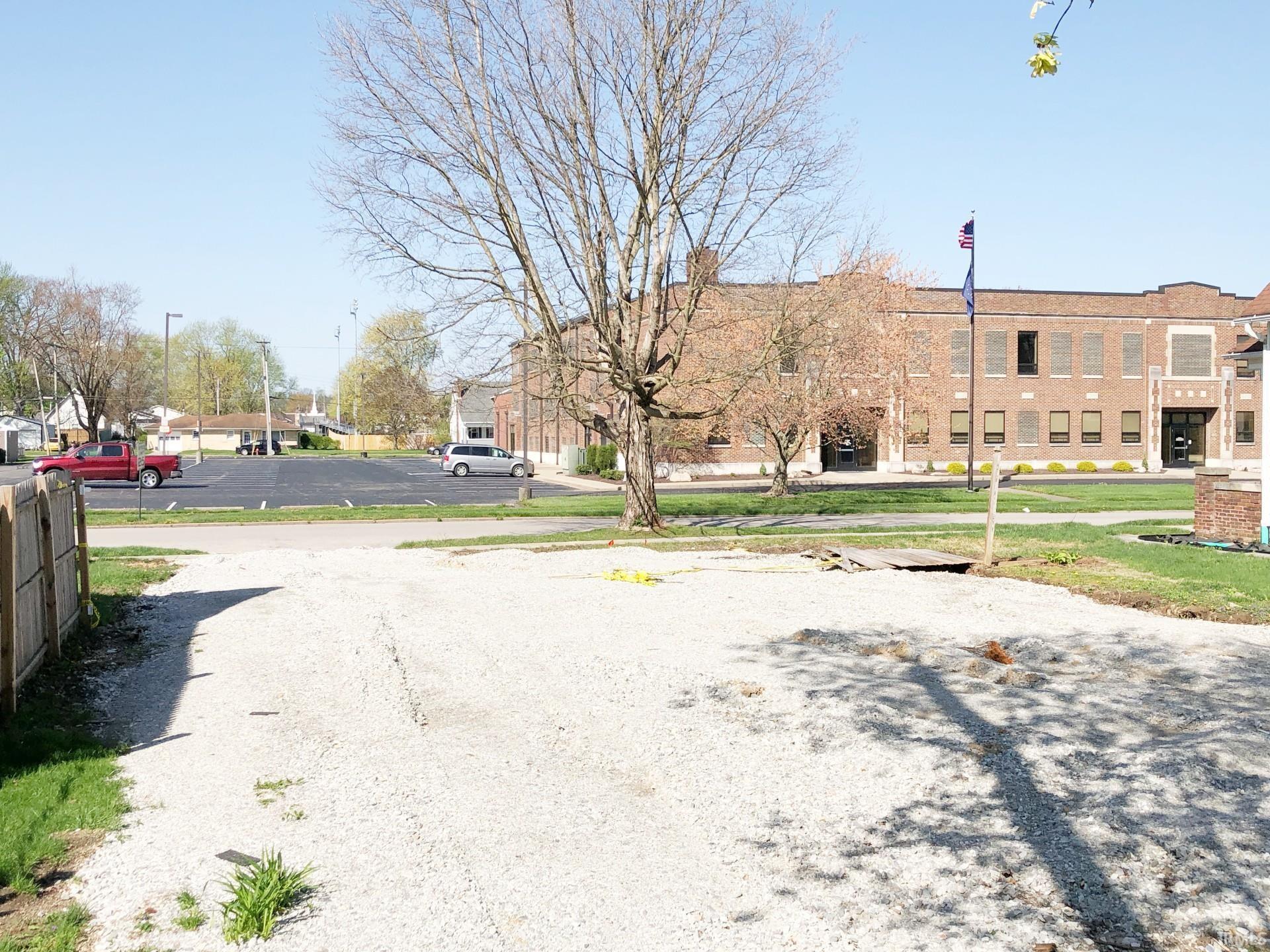 420 North 8th Street Mitchell, IN 47446 - Photo 4 of 7