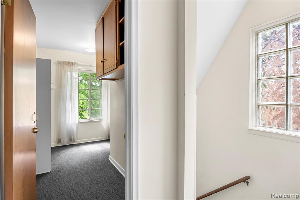930 Trombley Road Grosse Pointe Park, MI 48230 - Photo 20 of 54 Gallery Image 20